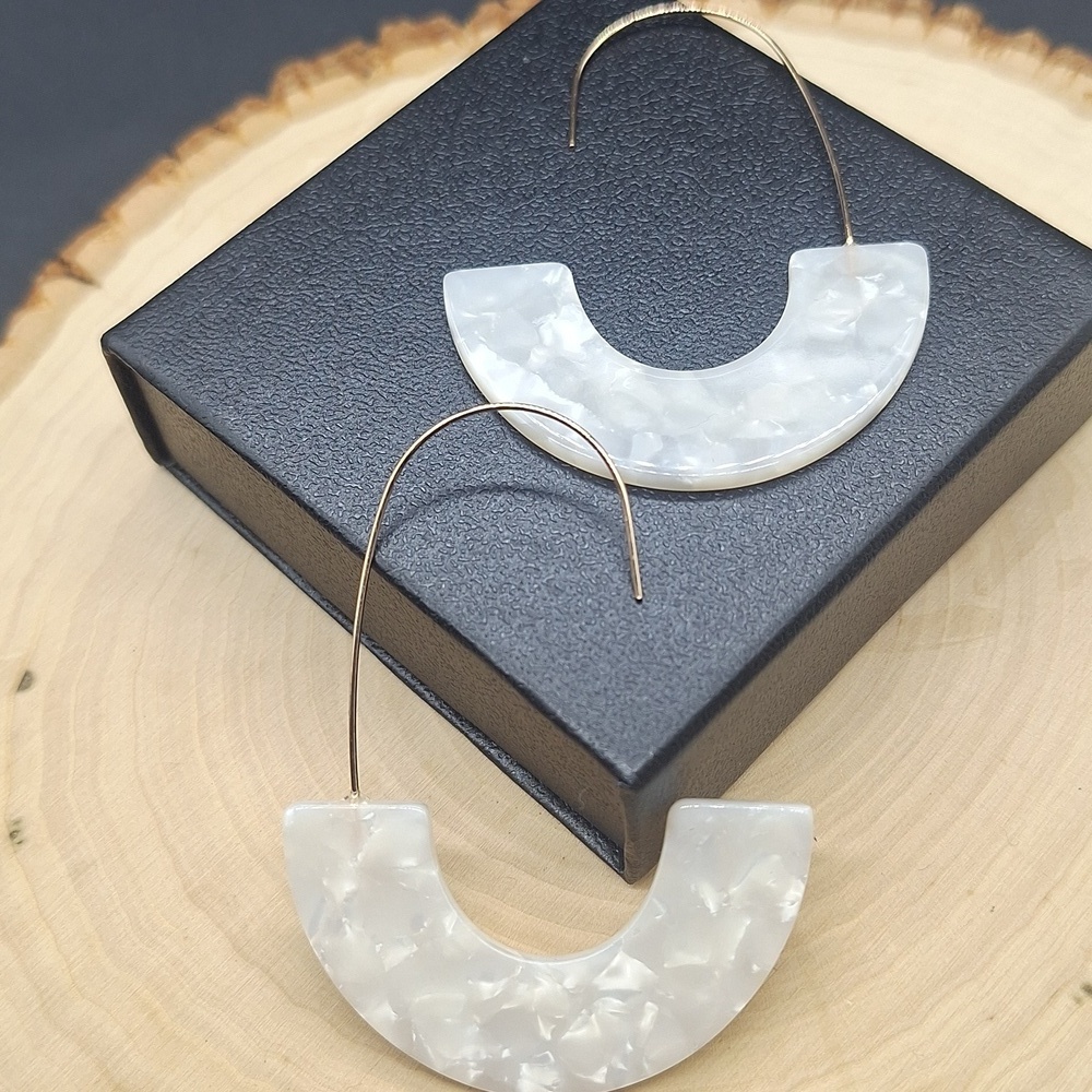 Confetti Pearly White Crescent Hoop Earrings - Picture 3 of 5